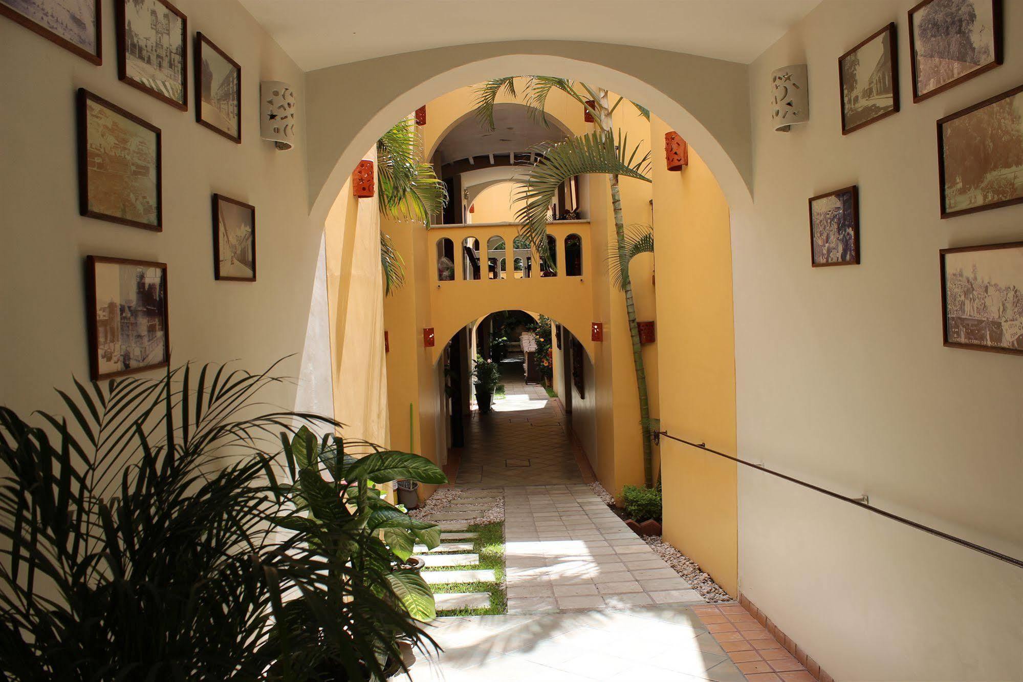 Hotel Casa Conzatti Oaxaca Luaran gambar